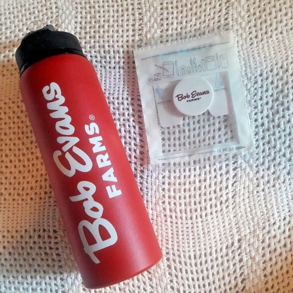 Bob Evans Other - Bob Evans Promotional Water Bottle & Pop Socket